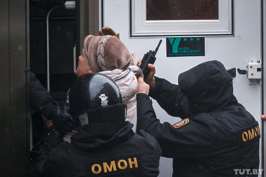 День волі у Білорусі: з’явилось відео масових затримань учасників акції
