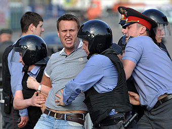 У Москві затримано опозиціонера Олексія Навального