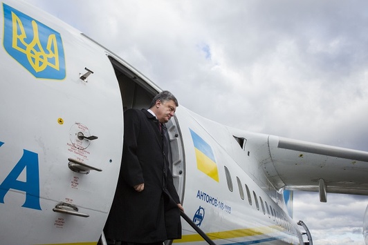 Цього року перельоти Порошенка обійдуться українцям у 35 млн гривень 