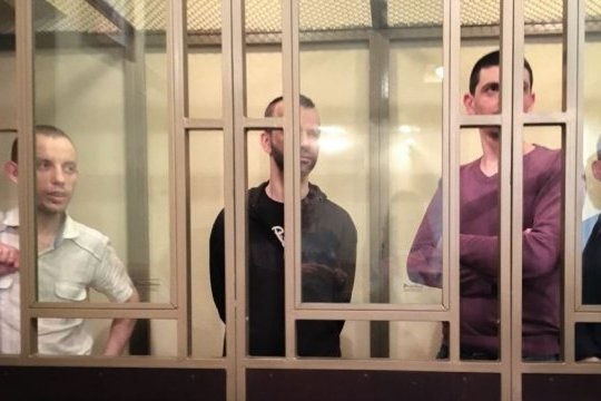 Суд окупованого Криму продовжив арешт фігурантам «справи Хізб ут-Тахрір». 