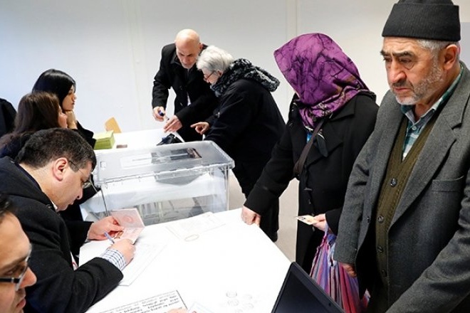 Референдум у Туреччині: спостерігачі заявили про ймовірність підтасовки 2,5 млн голосів 