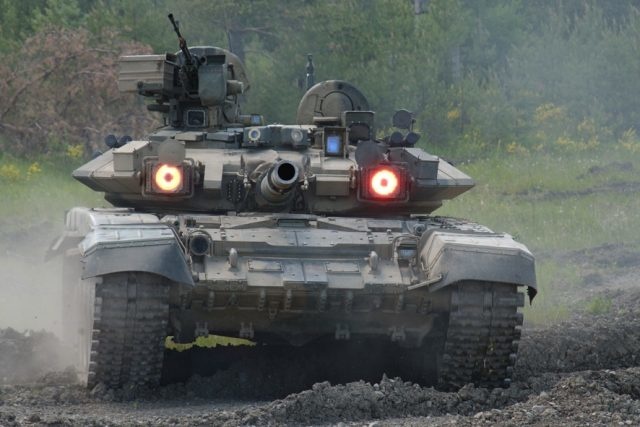 Путін відправив на Донбас свої найпотужніші танки з «палаючими очима», - Bellingcat