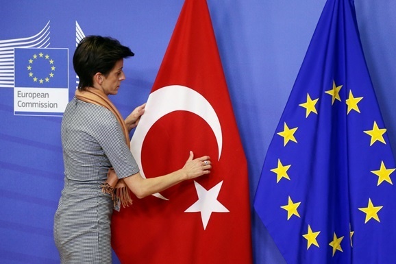 ЄС може призупинити переговори про вступ Туреччини до союзу