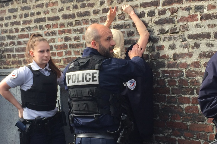 Femen проти Ле Пен: активістки протестували у Франції