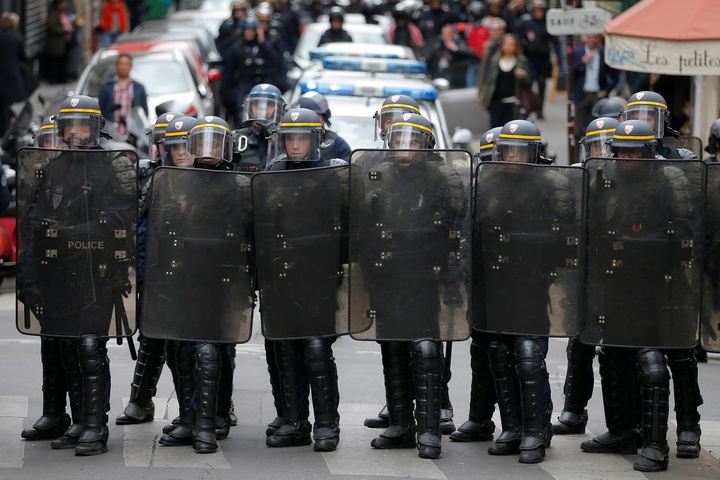 Поліція затримала 29 осіб після демонстрації в Парижі