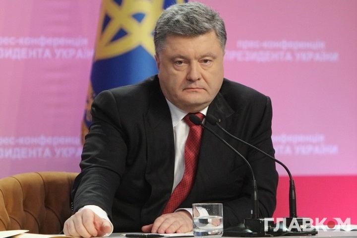 Порошенко назвав дату початку заочного суду над Януковичем за держзраду