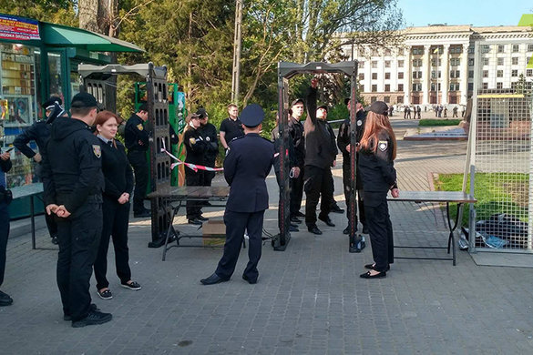 Річниця трагедії 2 травня в Одесі: протягом дня затримано 14 осіб