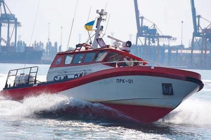 У Чорному морі український катер відбив атаку російського корабля