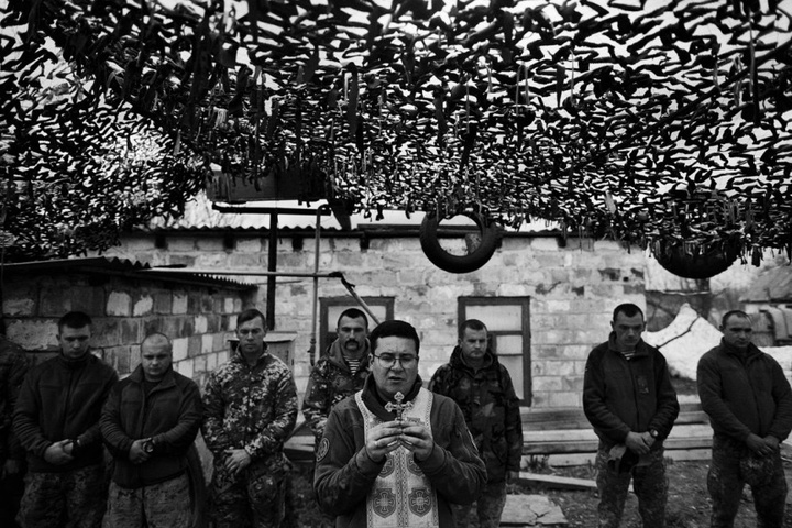 Єдина війна у Європі. Бойові дії на Донбасі очима іспанського фотографа