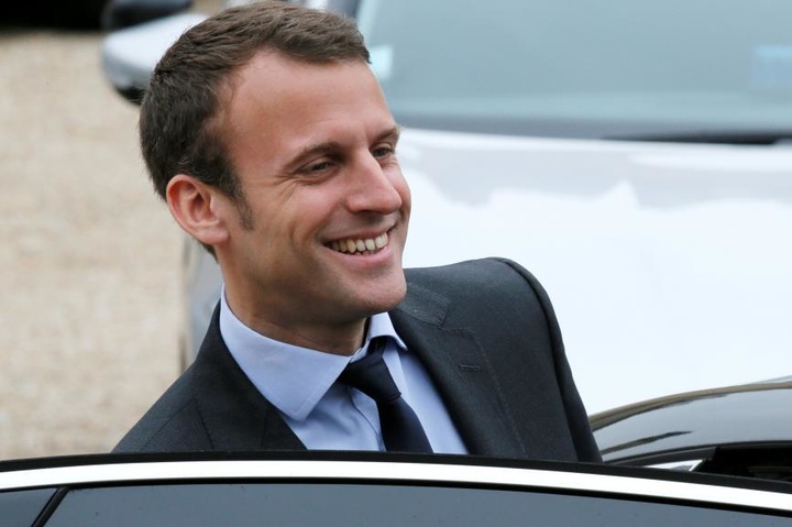 Макрон вступить на посаду президента Франції 14 травня