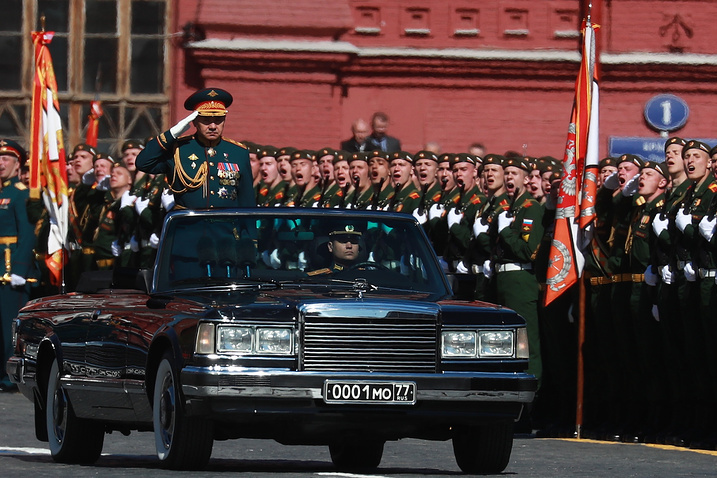 Парад у Москві. Росія знову вирішила полякати світ своєю армією (оновлено)