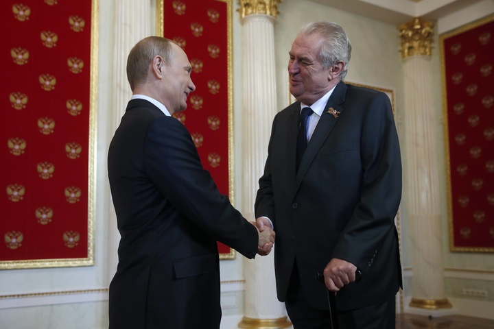 Президент Чехії запропонував Путіну «ліквідувати» журналістів