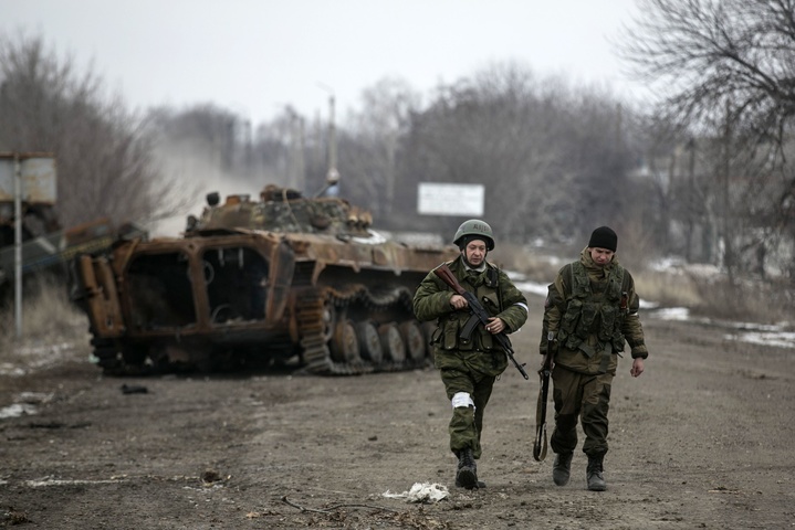 Доба в АТО: трьох українських бійців поранено, бойовики обстрілюють житлові квартали