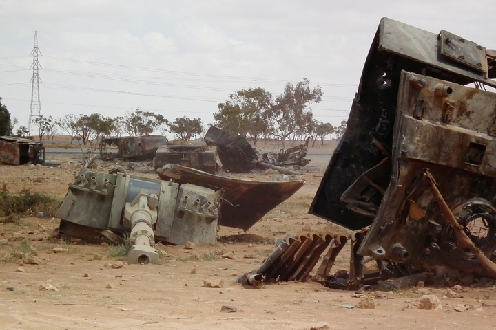 Внаслідок атаки на авіабазу в Лівії загинула 141 людина