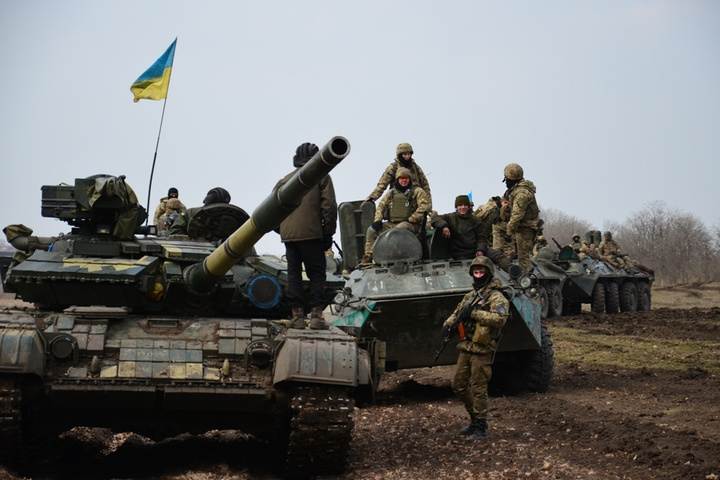 За суботу на Донбасі вже поранено п’ятьох військових
