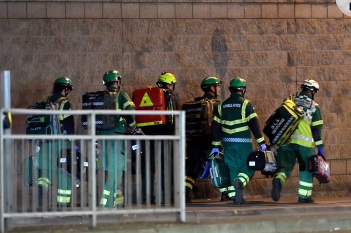 Прем’єр Великобританії назвала вибух у Манчестері «жахливим терористичним актом»