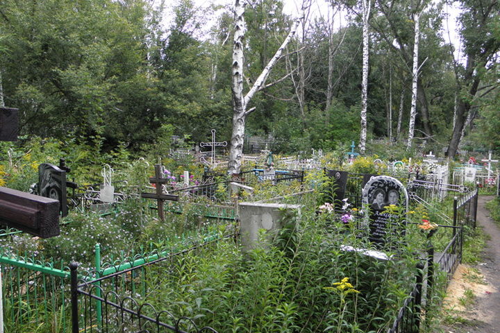 Бізнес на мертвих: у Запоріжжі затримали трьох осіб, які вимагали гроші за поховання