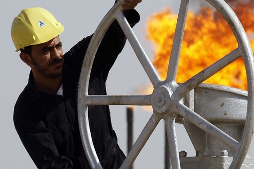 Країни ОПЕК домовились скоротити видобуток нафти