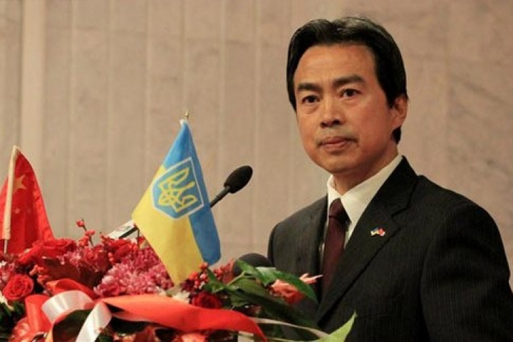 Китай готовий до переговорів з Україною щодо безвізу 