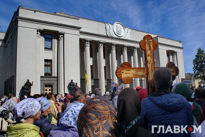 Московська церква погрожує ворожнечею, якщо ухвалять закони, які її не влаштовують