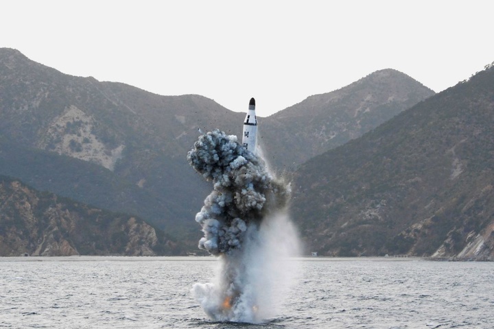 Північна Корея провела успішний запуск балістичної ракети