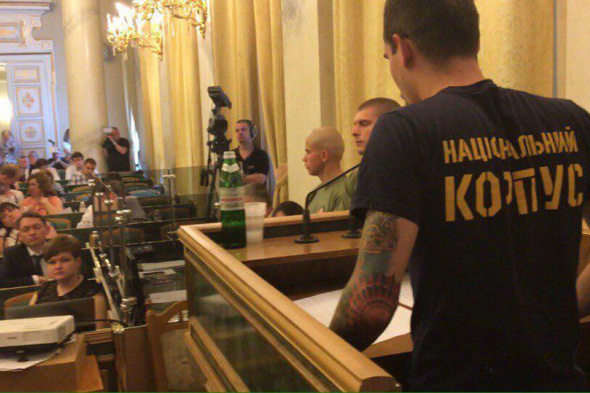 Активісти оголосили безстроковий пікет під Львівською облрадою 