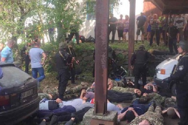 Земельні «розбірки» на Вінниччині: поліція затримала 38 осіб, шістьох людей поранено