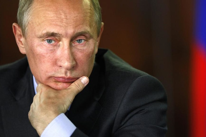 Чому Путін досі не підтвердив, що буде балотуватися в президенти РФ? Версія Newsweek