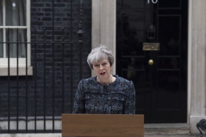 Тереза Мей пообіцяла, що вибори у Британії відбудуться, незважаючи на теракти
