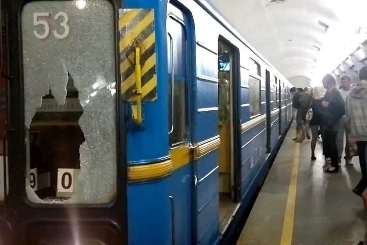 У київському метро людина скоїла самогубство 