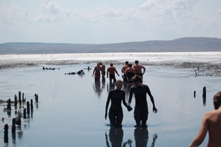 Окупанти обіцяють створити «мертве море» у Криму