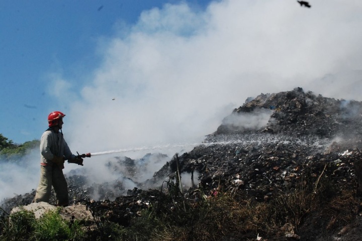 На Грибовицькому сміттєзвалищі на Львівщині сталася пожежа