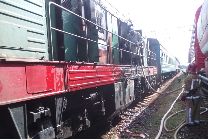 На Кіровоградщині загорівся дизель-потяг