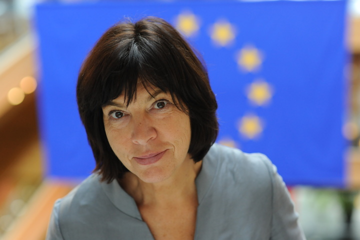 Депутат Європарламенту звинуватила Меркель в підтримці «Північного потоку-2»