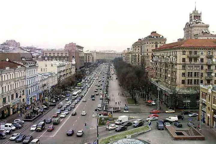Центральну вулицю Києва закриють для руху усіх видів транспорту