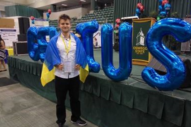 Український школяр виграв олімпіаду Genius у США