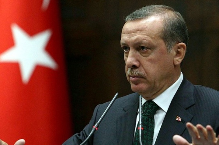 Ердоган втратив свідомість під час молитви