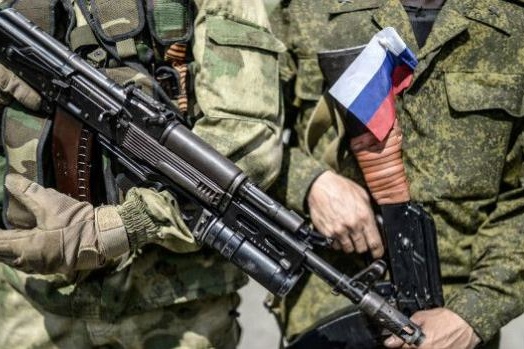 Під Новоазовськом місцевий бойовик застрелив російського офіцера