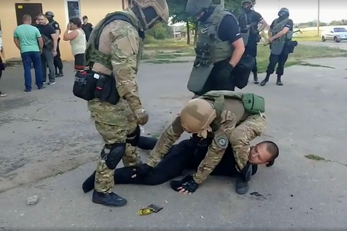 З’явилося відео скандального затримання на Кіровоградщині