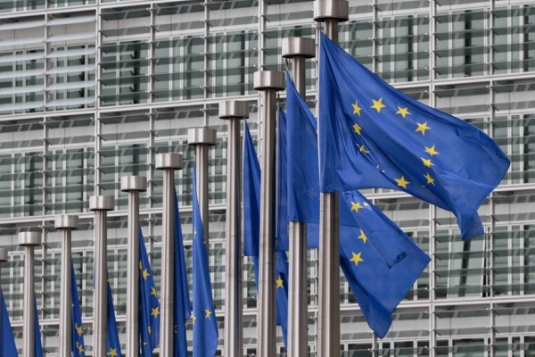 Рада ЄС продовжила економічні санкції проти РФ 