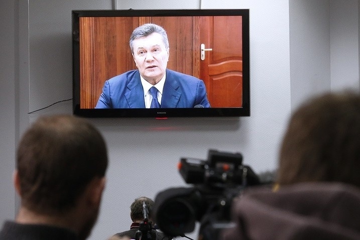 Суд дозволив заочно судити Януковича за держзраду 