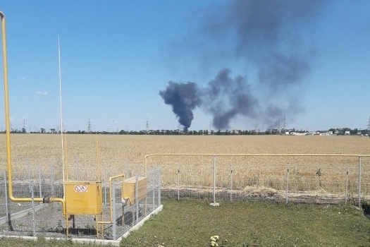 Під Одесою горить нафтобаза: є постраждалі (фото)