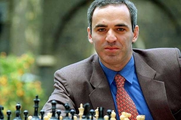 Шахіст Гаррі Каспаров через 12 років відновлює кар'єру