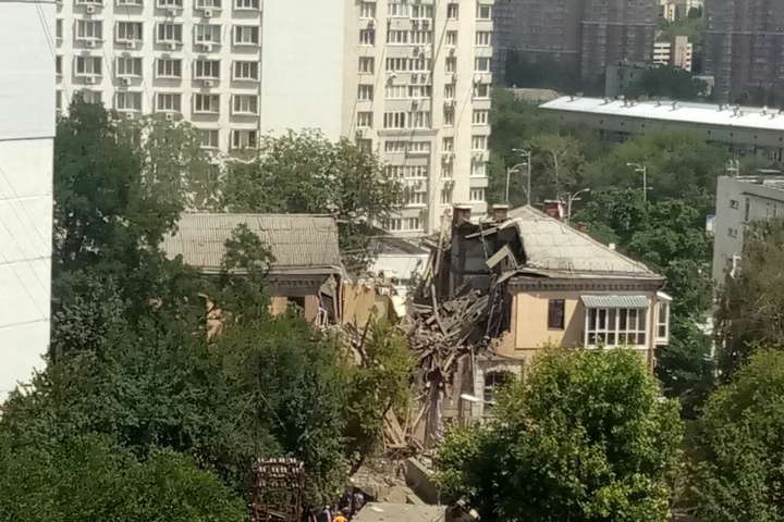 Оприлюднені нові фото вибуху будинку у Києві