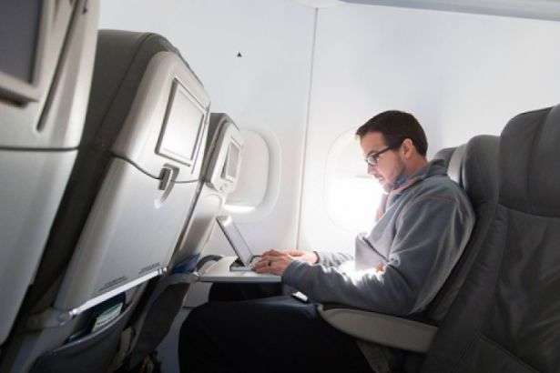 США дозволили перевозити ноутбуки в ручній поклажі на рейсах Egyptair 