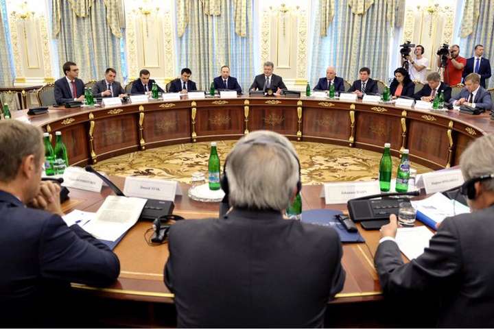 В Брюсселі за рік проведуть конференцію з «плану Маршалла» для України