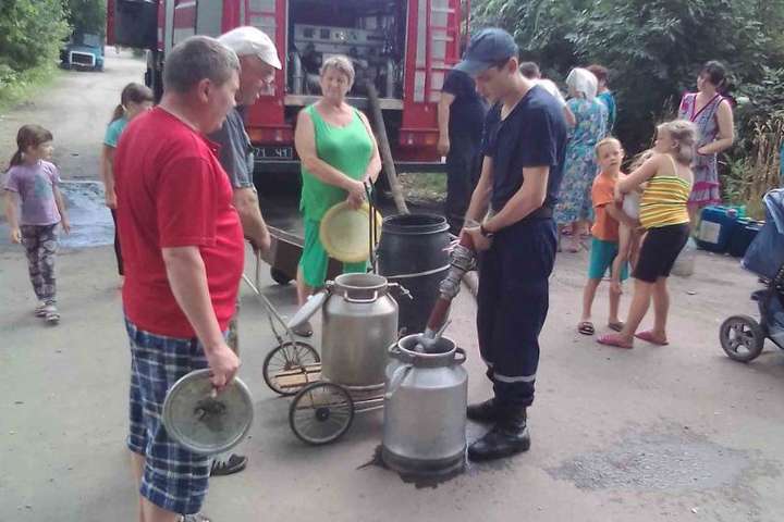 У Лисичанську без води залишаються понад 30 тисяч жителів 