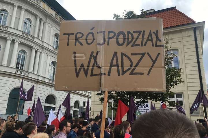 У Польщі протестували проти змін у судоустрої
