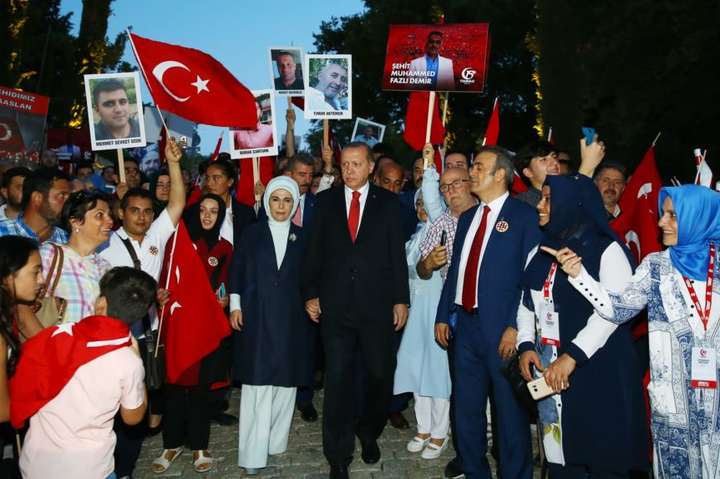 В Турции отметили годовщину попытки военного переворота