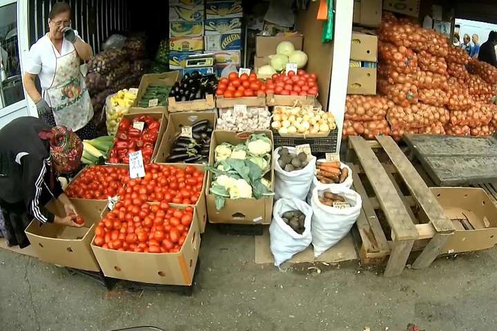 Окупанти визнали: ціни на продукти в курортних регіонах Криму завищені втричі